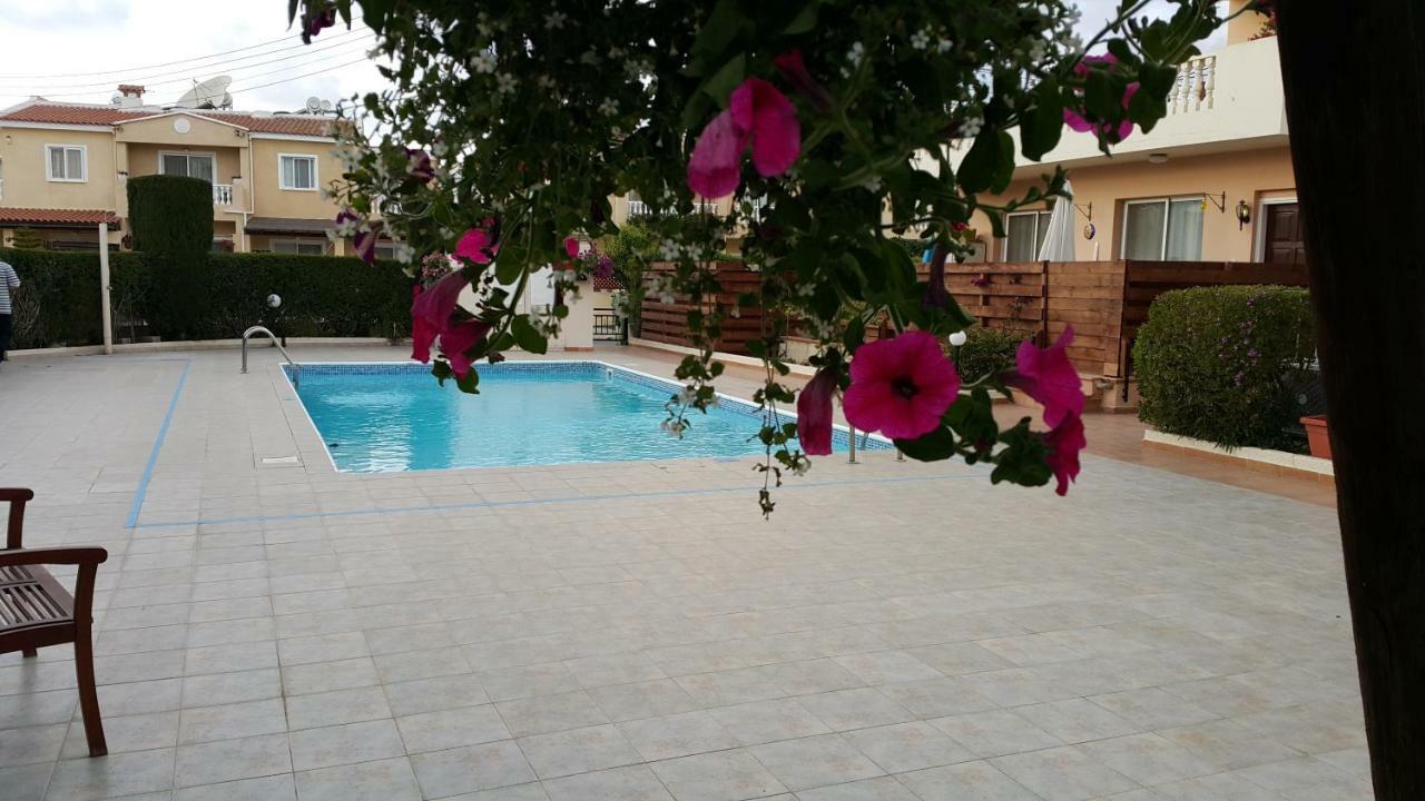 Ivoton Home Paphos Exterior photo